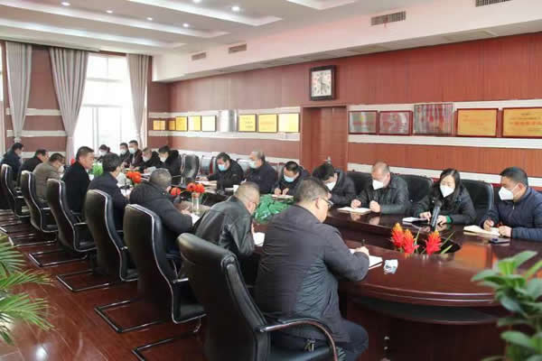 隴運集團(tuán)公司黨委召開理論中心組集中學(xué)習(xí)暨黨委（擴大）會議